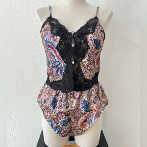 NWTs Y2K Deadstock Victorias Secret Gold label satin Lace lingerie Set